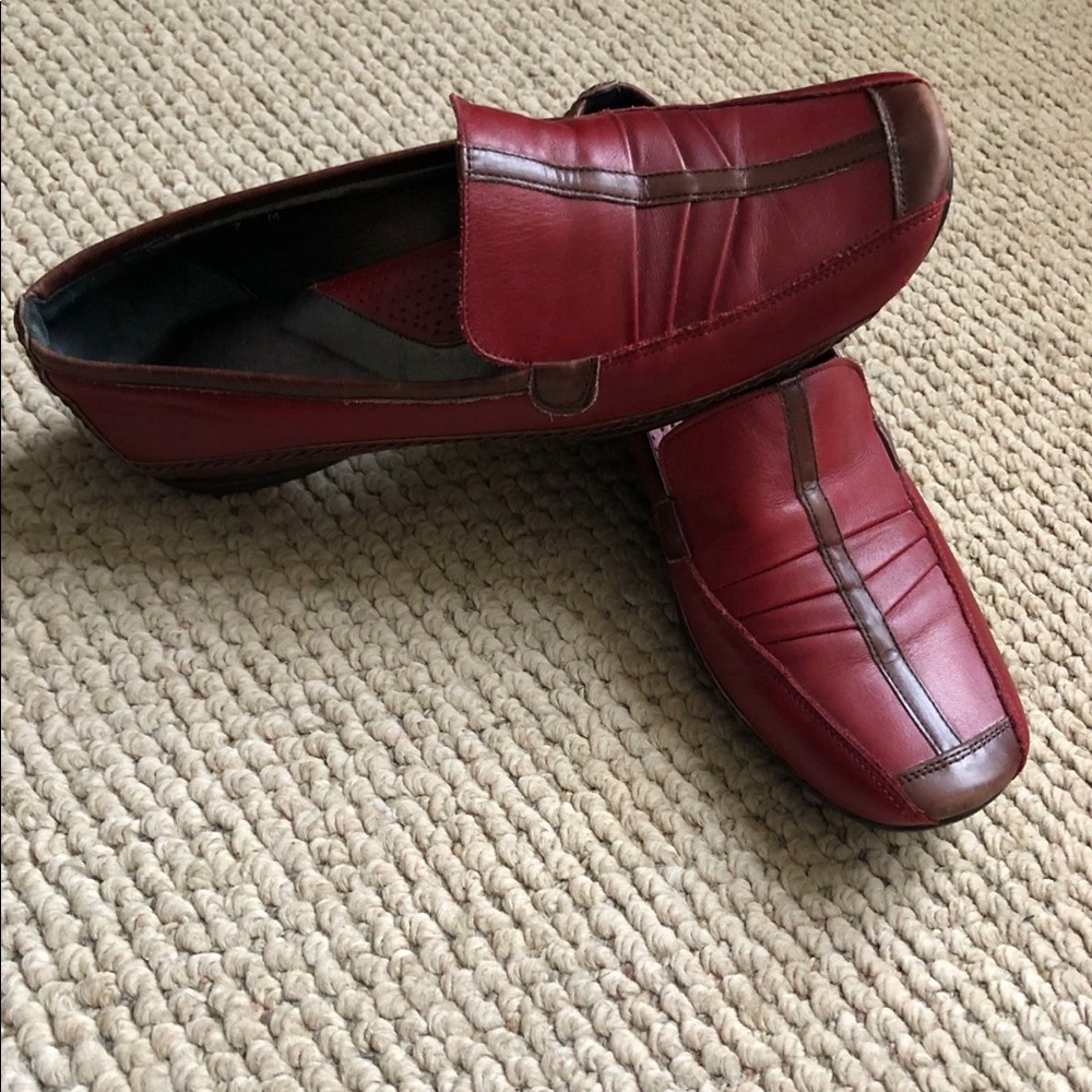Women’s Italian leather slip on shoes